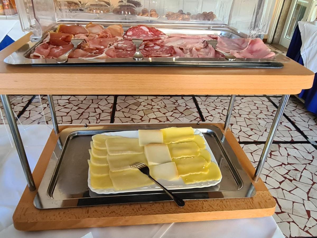 Hotel Perla Del Mare Lido di Camaiore Dış mekan fotoğraf