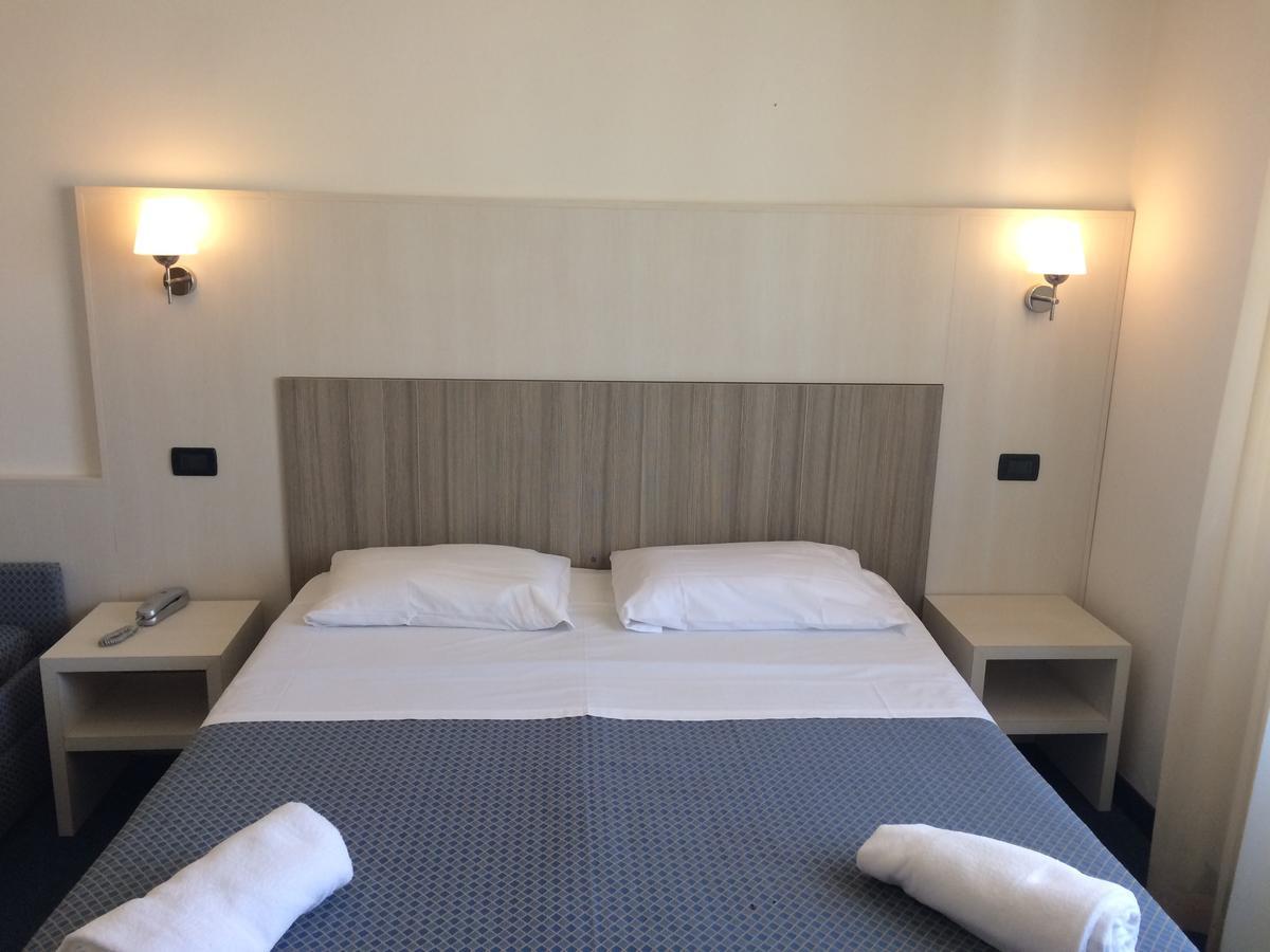 Hotel Perla Del Mare Lido di Camaiore Dış mekan fotoğraf