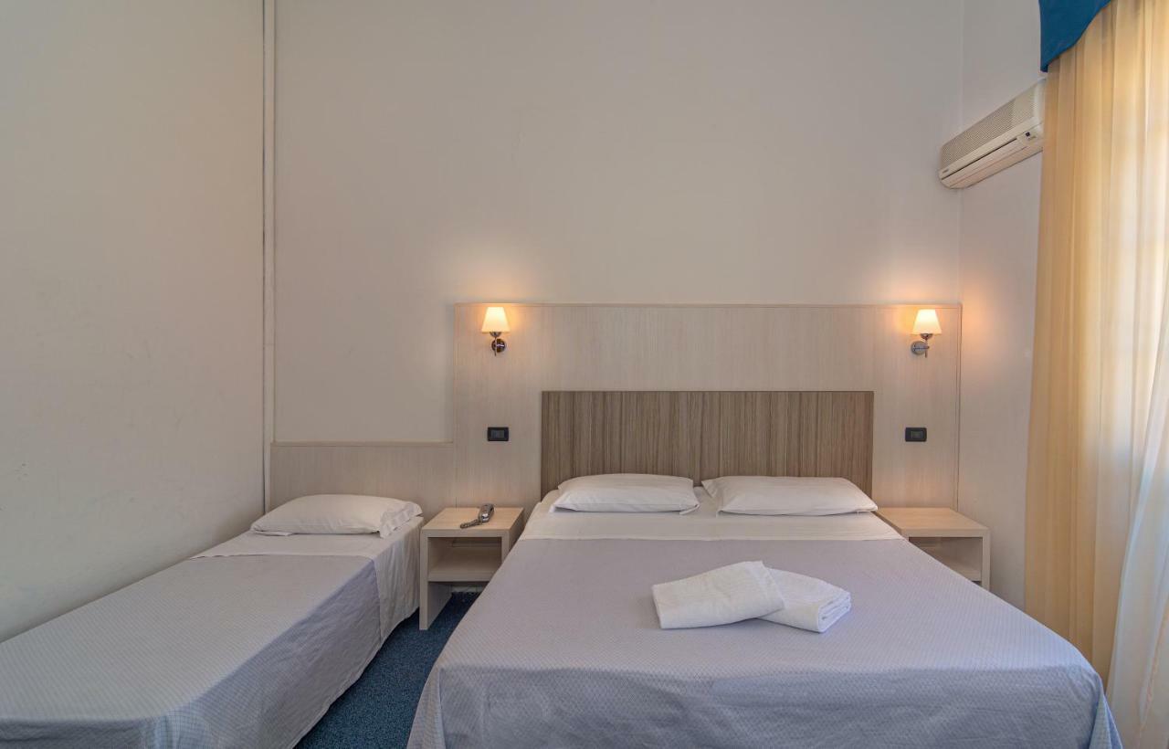 Hotel Perla Del Mare Lido di Camaiore Dış mekan fotoğraf