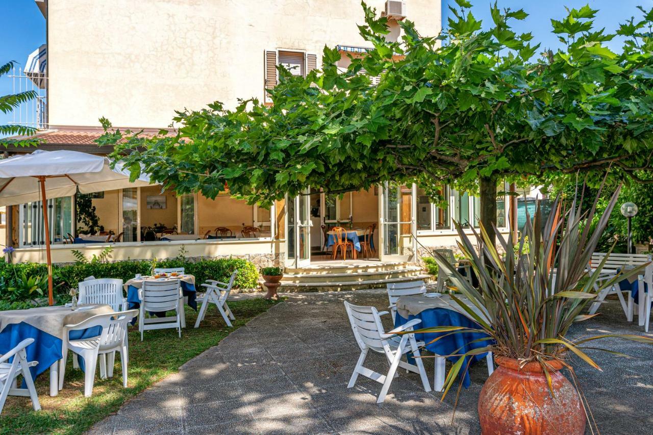Hotel Perla Del Mare Lido di Camaiore Dış mekan fotoğraf